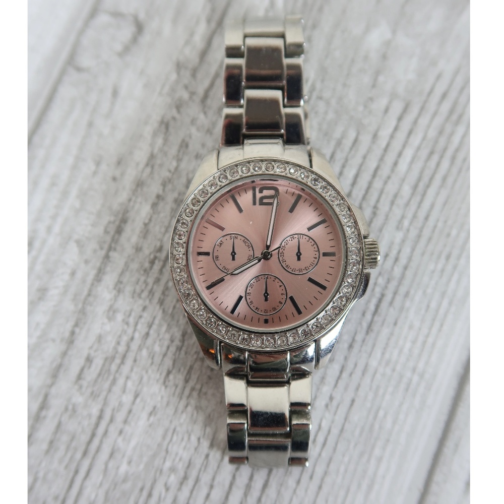 EUC Xhilaration Silver Link Pink Faced Watch